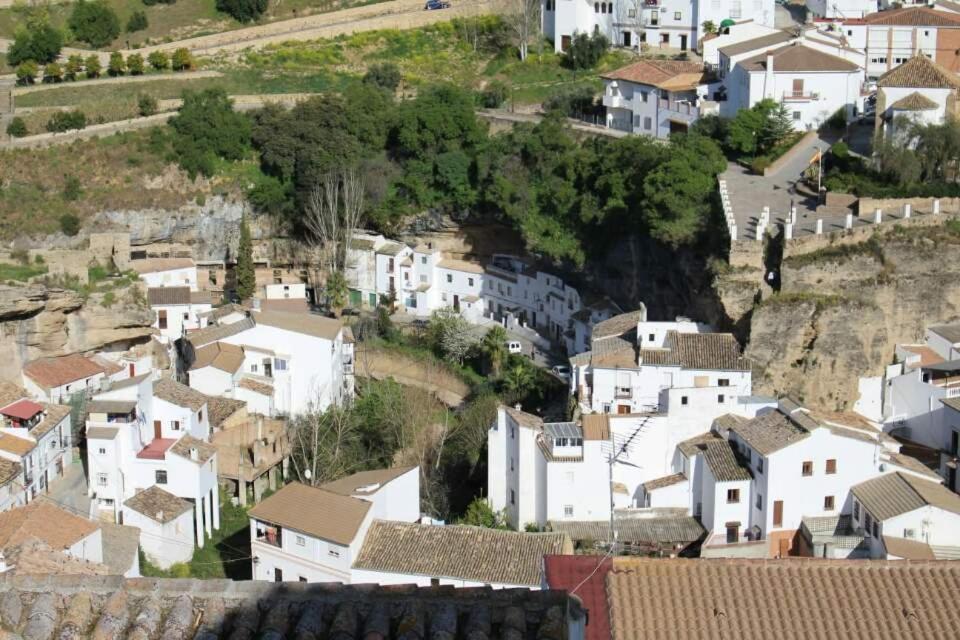 Alojamiento Rural Carmen Setenil De Las Bodegas Екстер'єр фото