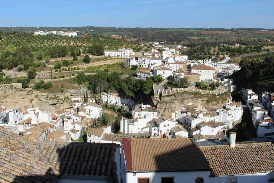 Alojamiento Rural Carmen Setenil De Las Bodegas Екстер'єр фото