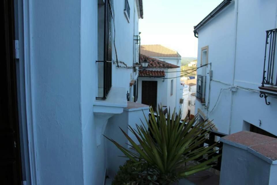Alojamiento Rural Carmen Setenil De Las Bodegas Екстер'єр фото