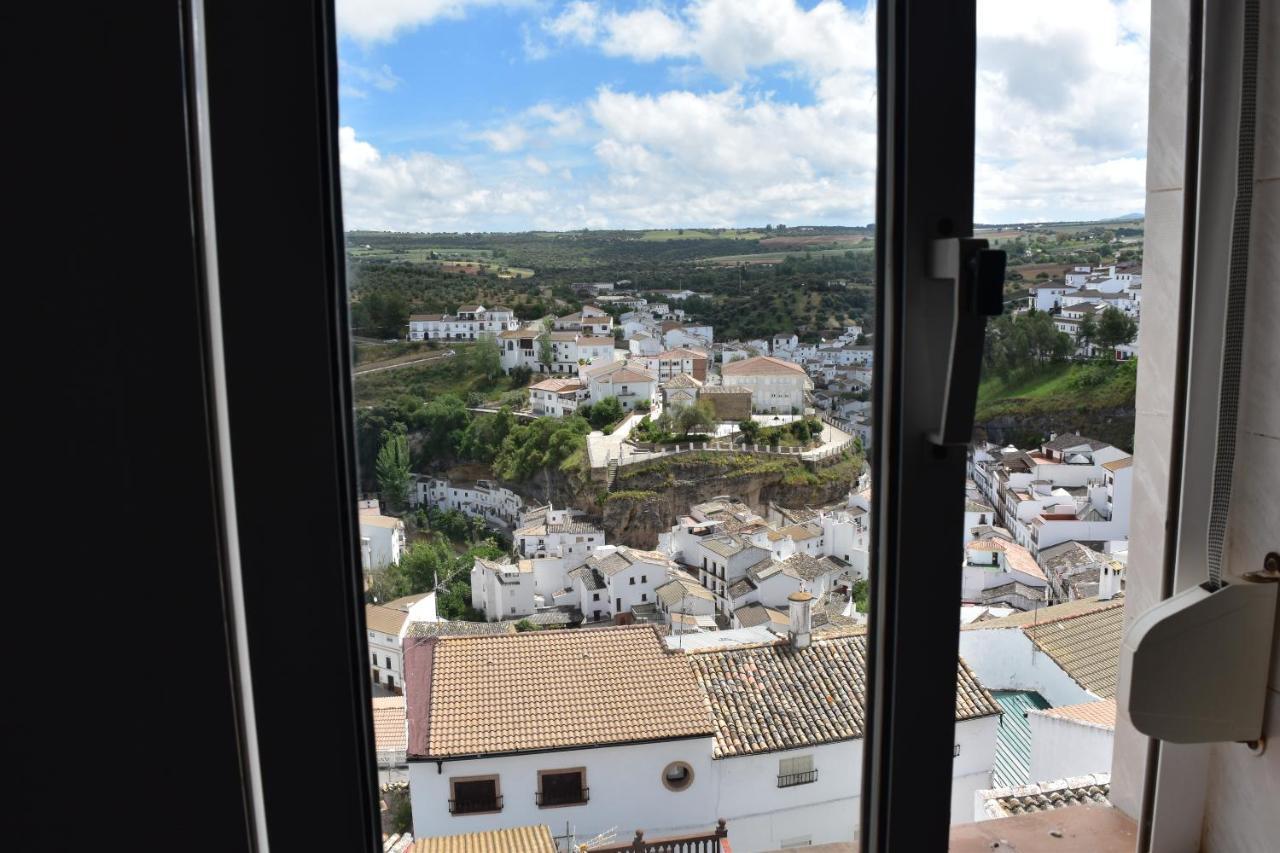 Alojamiento Rural Carmen Setenil De Las Bodegas Екстер'єр фото