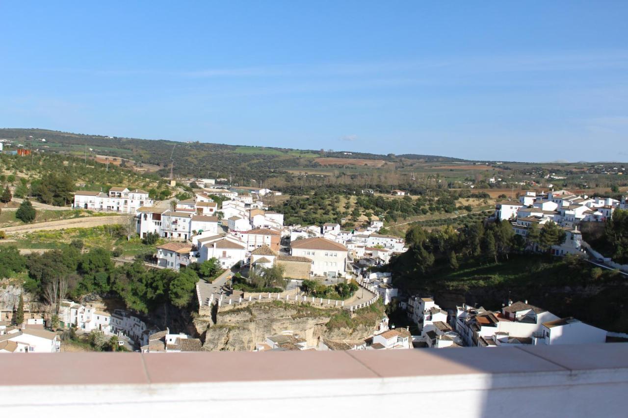 Alojamiento Rural Carmen Setenil De Las Bodegas Екстер'єр фото